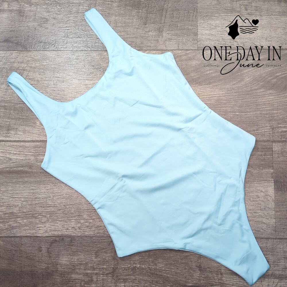 Yfang Square Neck Bodysuit Size S